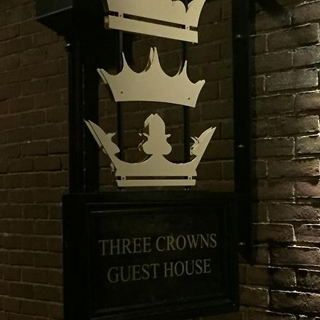 Three Crowns Guest House Salisbury Exteriör bild